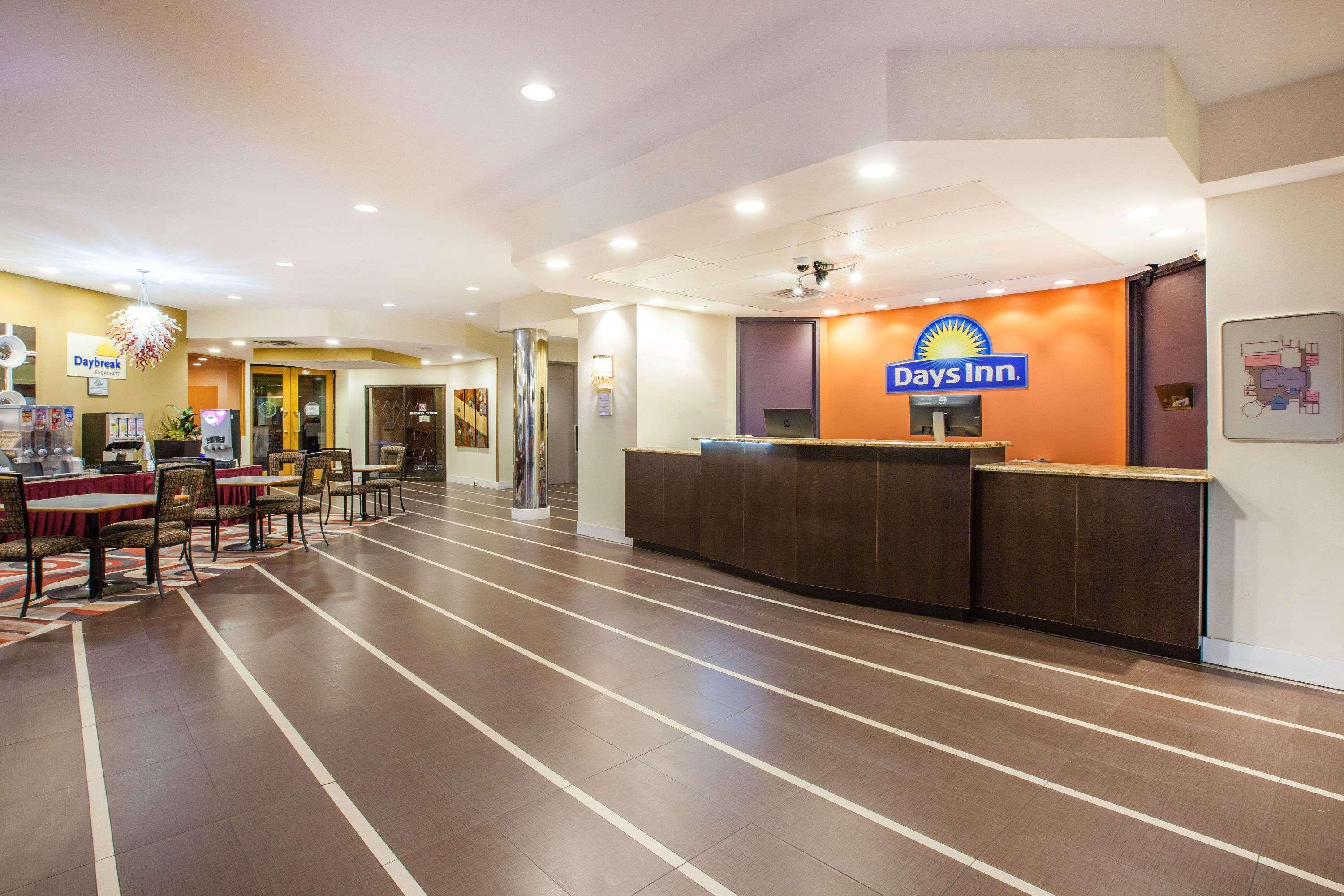 Days Inn By Wyndham Sherman Esterno foto