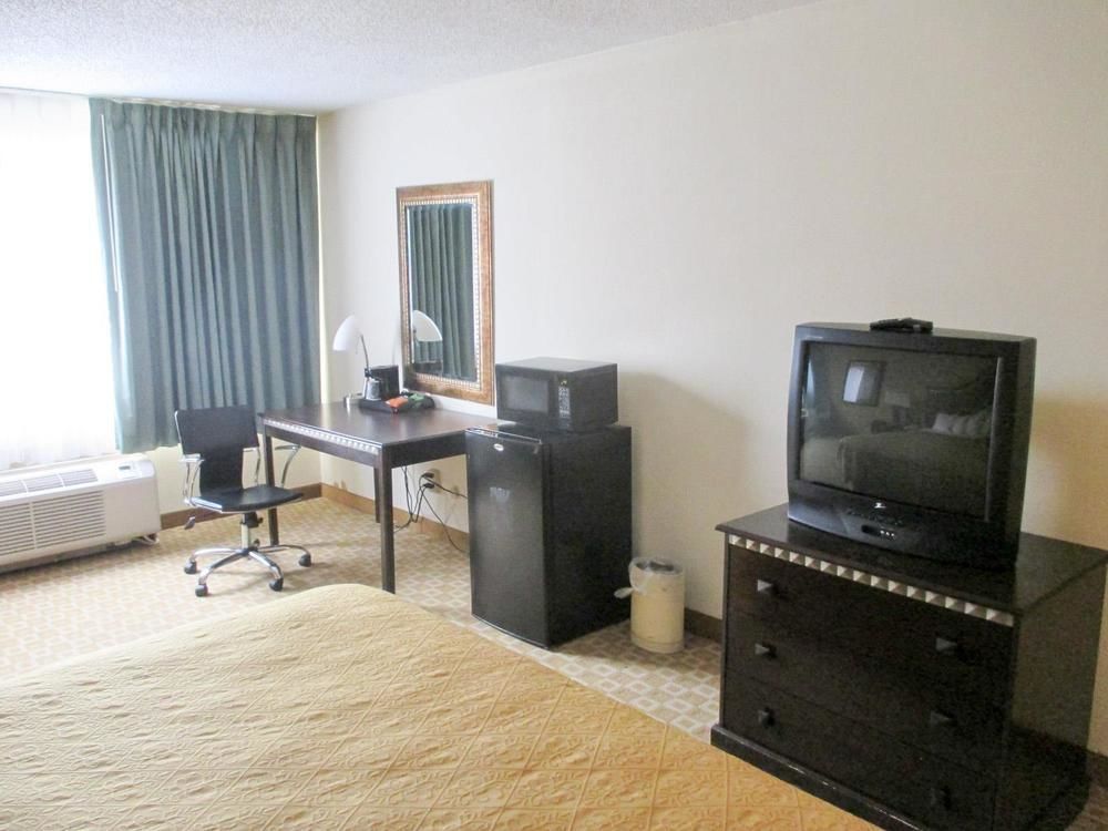 Days Inn By Wyndham Sherman Esterno foto